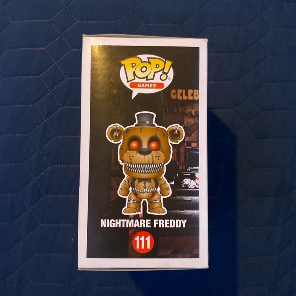 Nightmare Freddy GITD Funko Pop /w Shadow Freddy Funko Pop